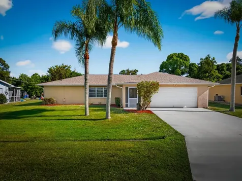 649 SE Clifton Lane Port St Lucie FL 34983