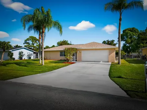 649 SE Clifton Lane Port St Lucie FL 34983