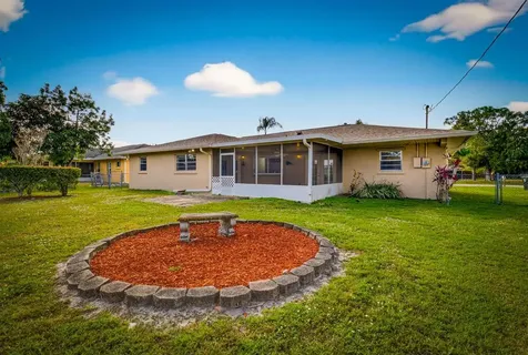 649 SE Clifton Lane Port St Lucie FL 34983