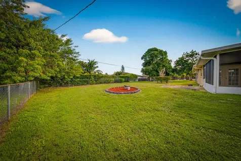 649 SE Clifton Lane Port St Lucie FL 34983