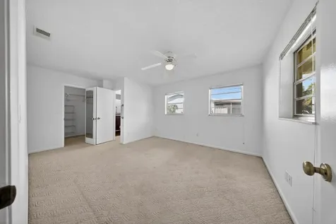 649 SE Clifton Lane Port St Lucie FL 34983