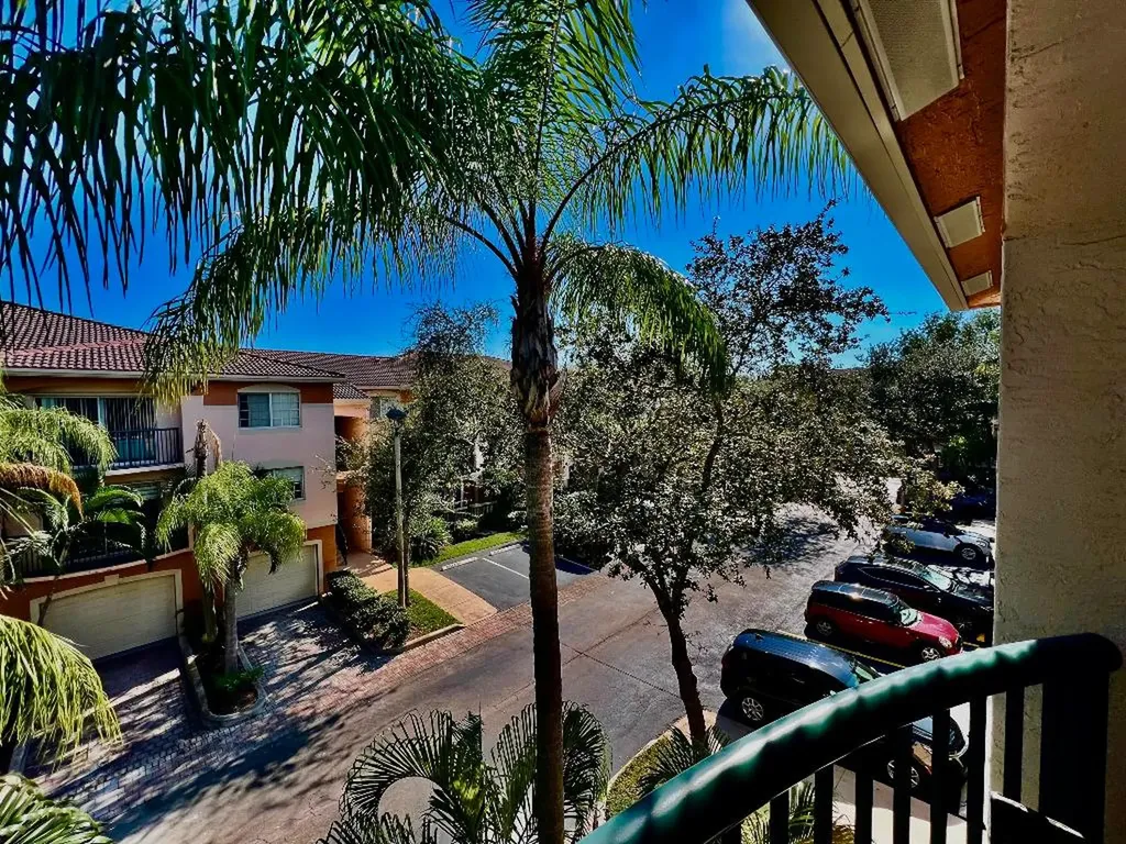 2033 SE 10th Avenue Fort Lauderdale FL 33316