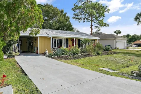 481 Warren Street Sebastian FL 32958