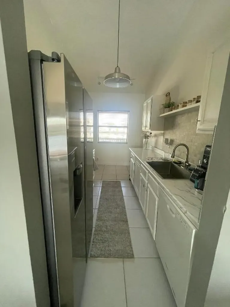 9878 Nob Hill Court Sunrise FL 33351