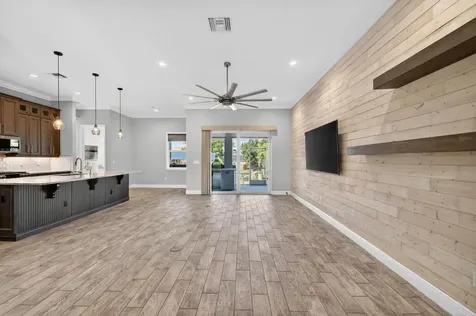 213 NE Sagamore Terrace Port St Lucie FL 34983