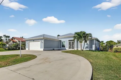 213 NE Sagamore Terrace Port St Lucie FL 34983