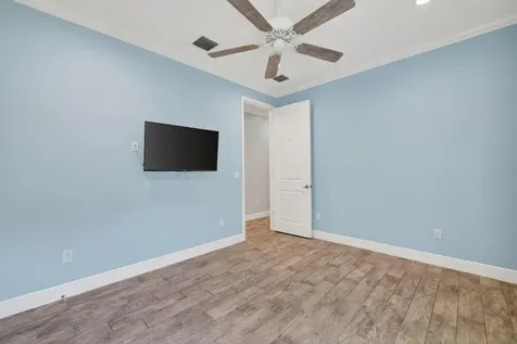 213 NE Sagamore Terrace Port St Lucie FL 34983
