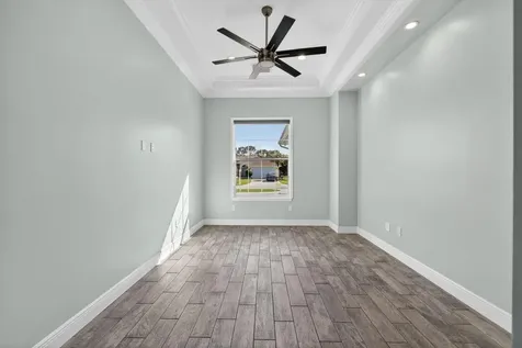 213 NE Sagamore Terrace Port St Lucie FL 34983