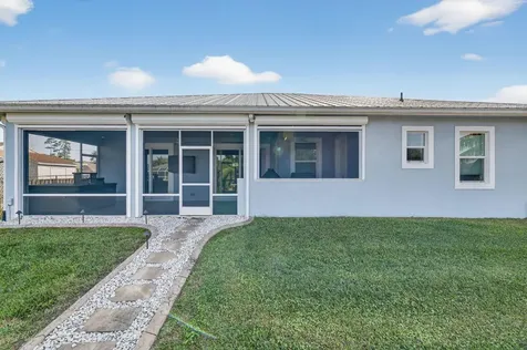 213 NE Sagamore Terrace Port St Lucie FL 34983