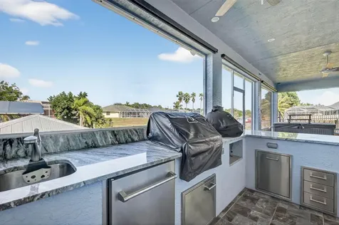213 NE Sagamore Terrace Port St Lucie FL 34983