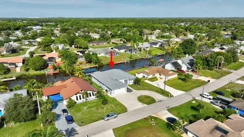 213 NE Sagamore Terrace Port St Lucie FL 34983