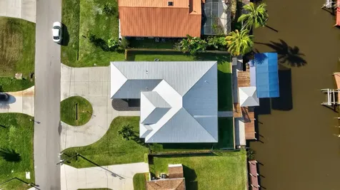 213 NE Sagamore Terrace Port St Lucie FL 34983