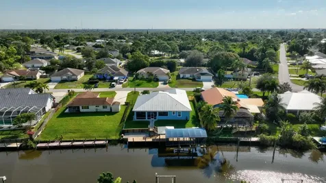 213 NE Sagamore Terrace Port St Lucie FL 34983