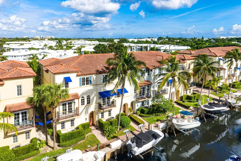 824 Virginia Garden Drive Boynton Beach FL 33435