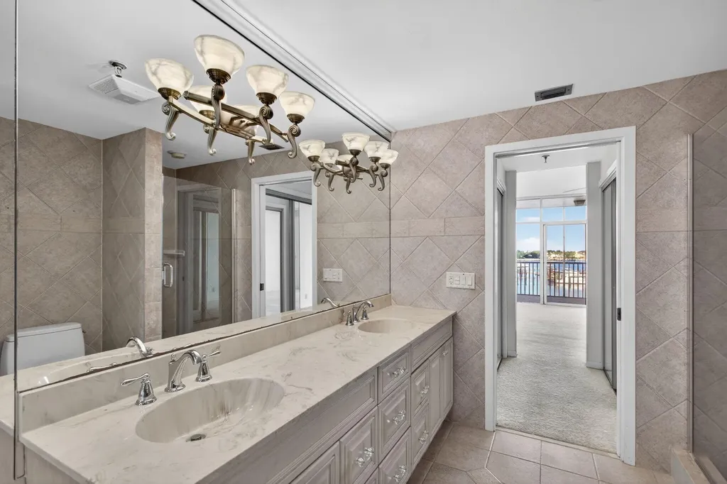 11390 Twelve Oaks Way North Palm Beach FL 33408
