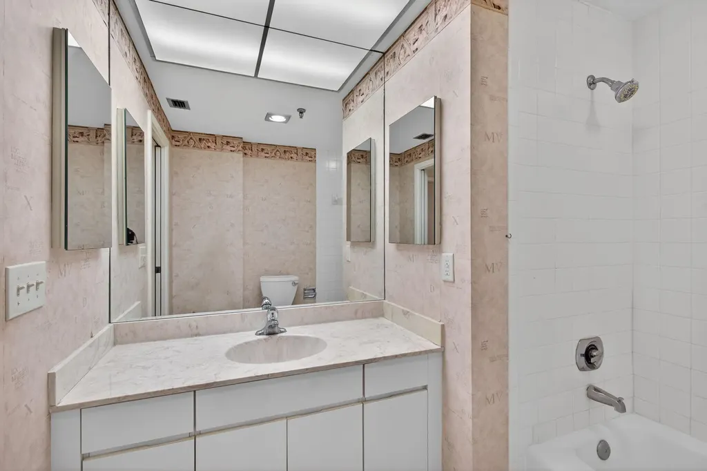 11390 Twelve Oaks Way North Palm Beach FL 33408