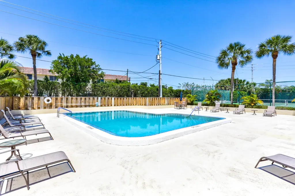 11390 Twelve Oaks Way North Palm Beach FL 33408