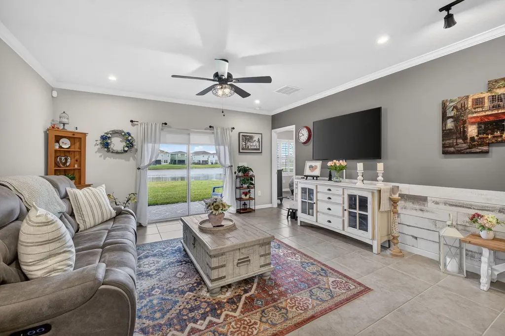 9400 SW Libertas Way Port St Lucie FL 34987