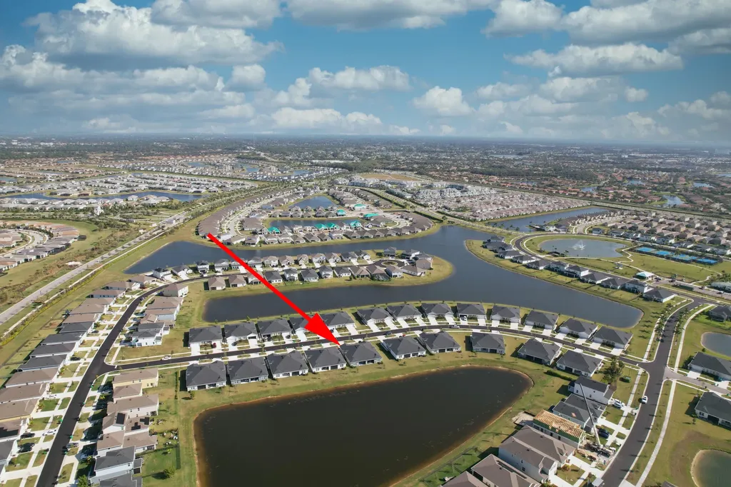 9400 SW Libertas Way Port St Lucie FL 34987