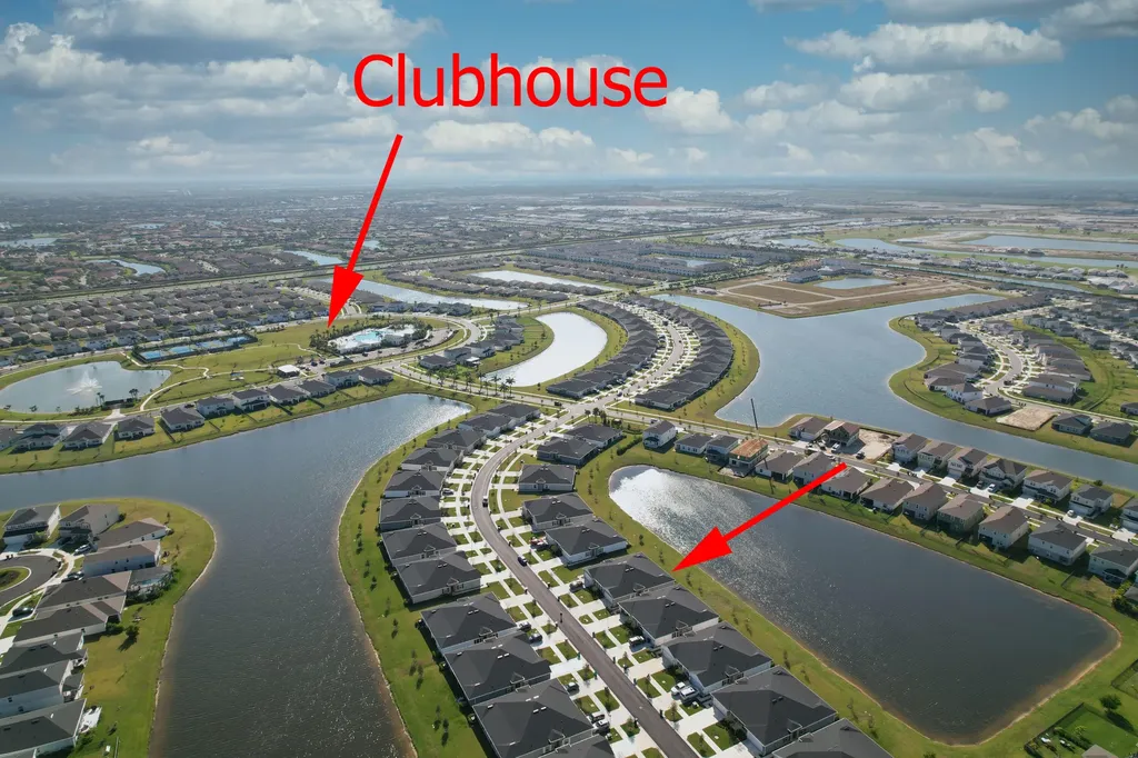 9400 SW Libertas Way Port St Lucie FL 34987