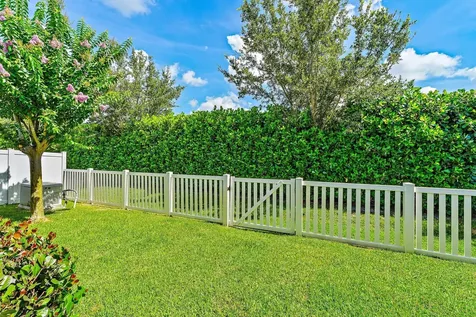 6196 NW Cullen Way Port St Lucie FL 34983