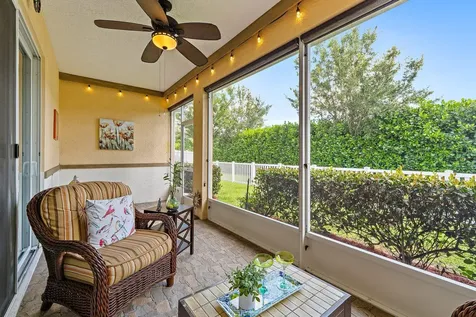 6196 NW Cullen Way Port St Lucie FL 34983
