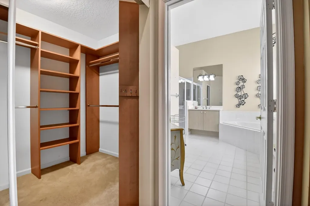 7204 Demedici Circle Delray Beach FL 33446