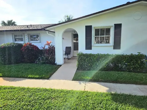 2920 Crosley Drive E West Palm Beach FL 33415