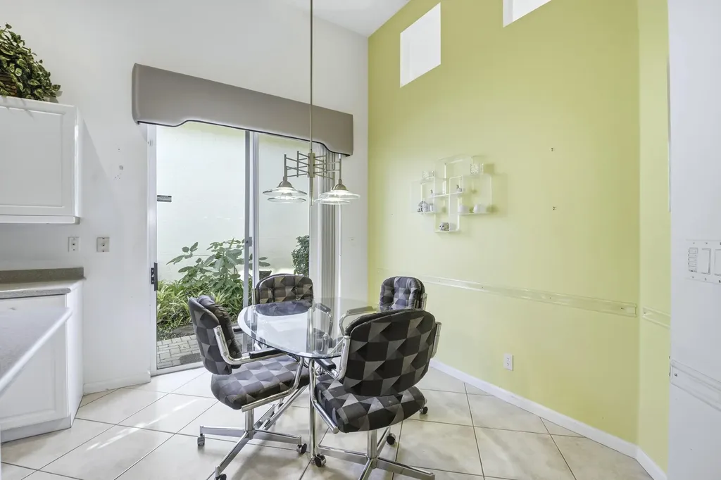 7737 Rockford Road Boynton Beach FL 33472