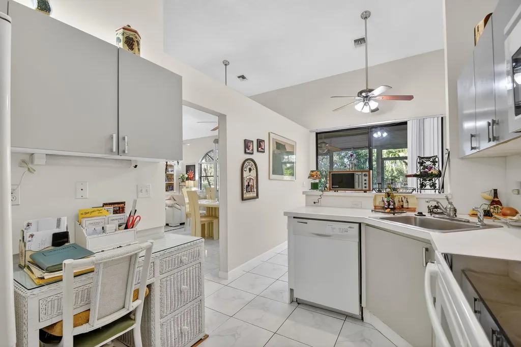 7147 Le Chalet Boulevard Boynton Beach FL 33472