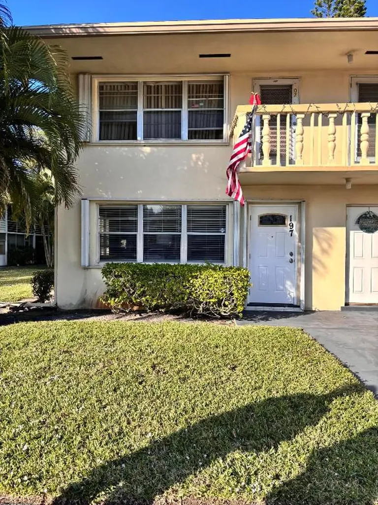 197 Sussex K West Palm Beach FL 33417