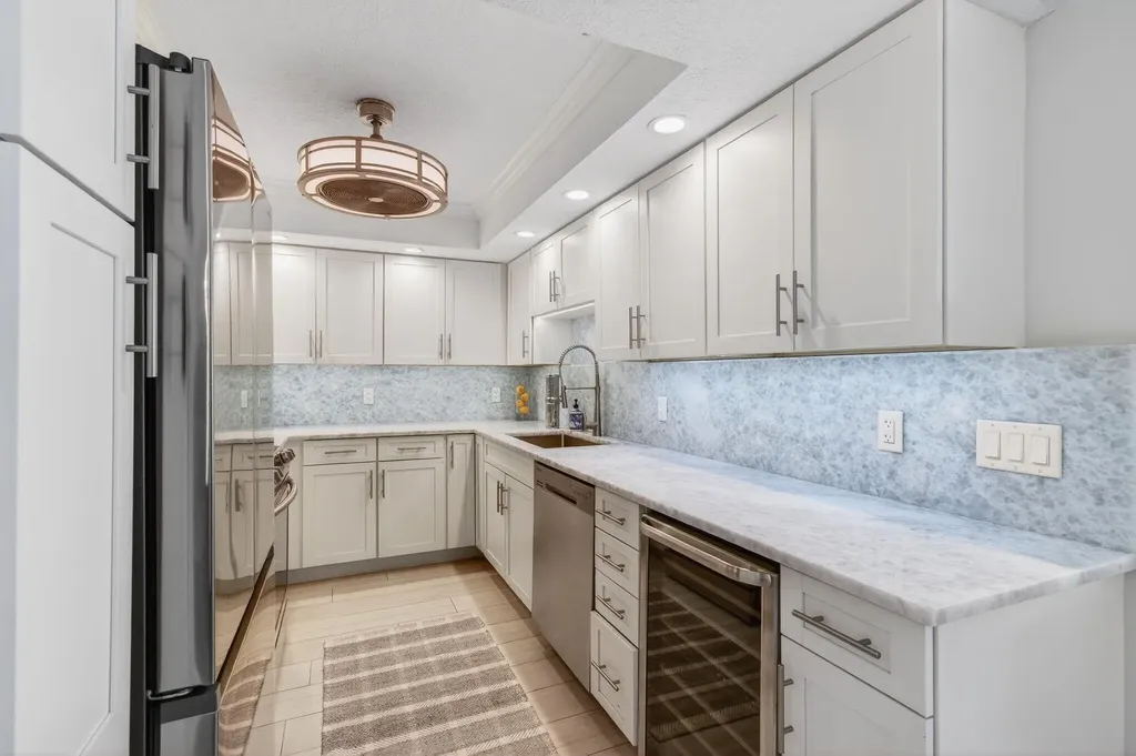 4511 S Ocean Boulevard Highland Beach FL 33487