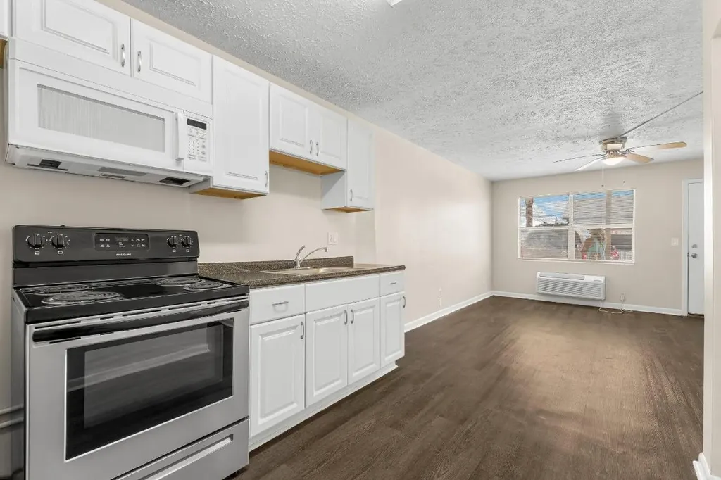 644 Caladium Circle Panama City FL 32401