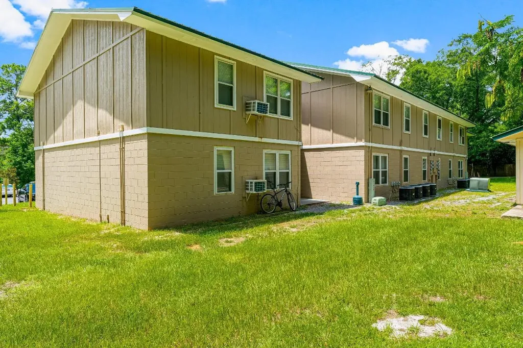 872 Deer Wood Lane Chipley FL 32428