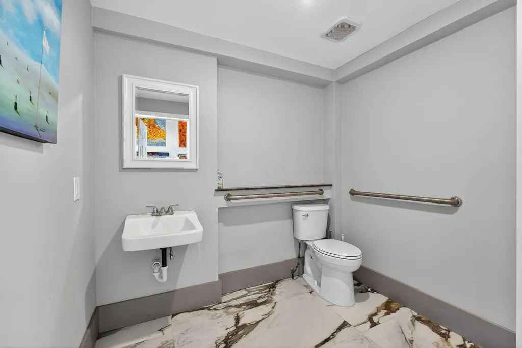 1133 W Atlantic Avenue Delray Beach FL 33444