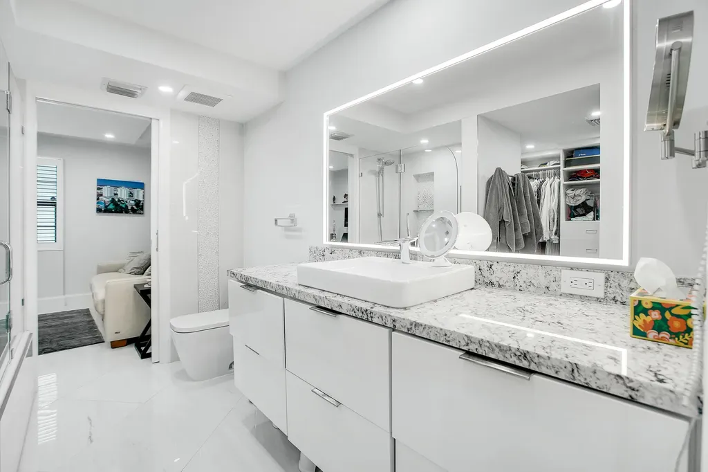 501 SW 11th Place Boca Raton FL 33432
