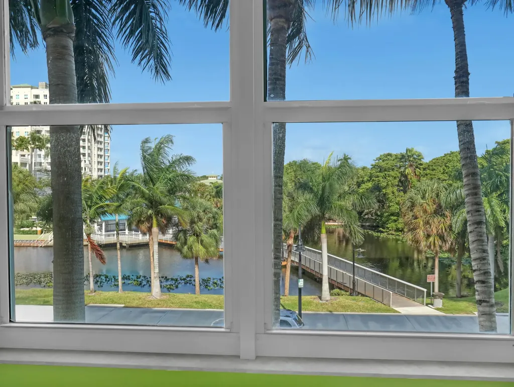 700 E Boynton Beach Boulevard Boynton Beach FL 33435