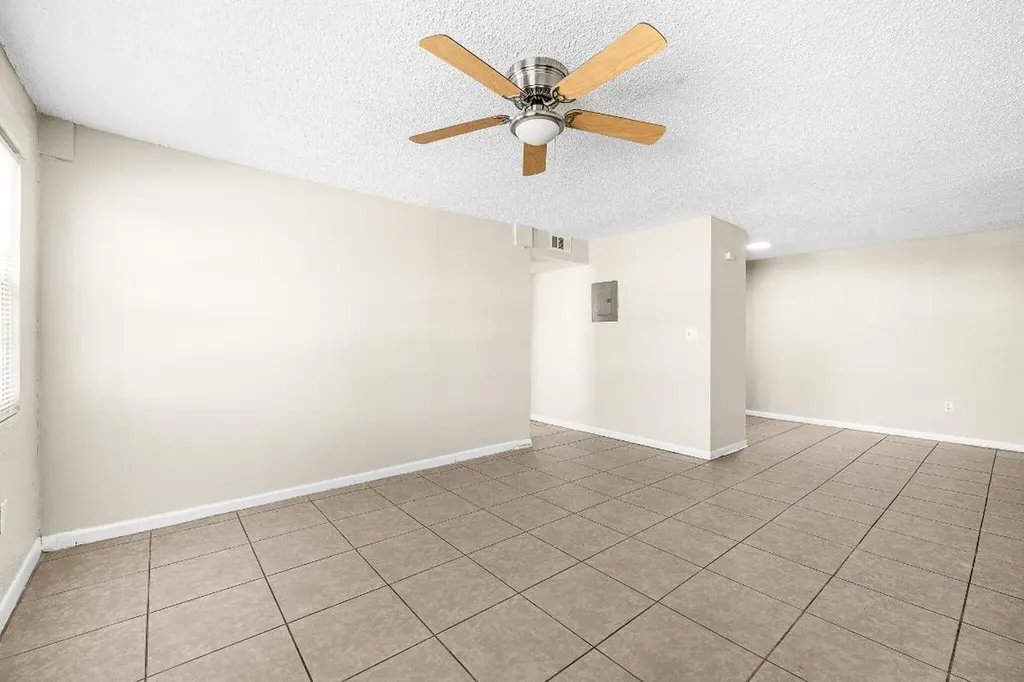 3510/ 3536 Saint John Street Panama City FL 32401