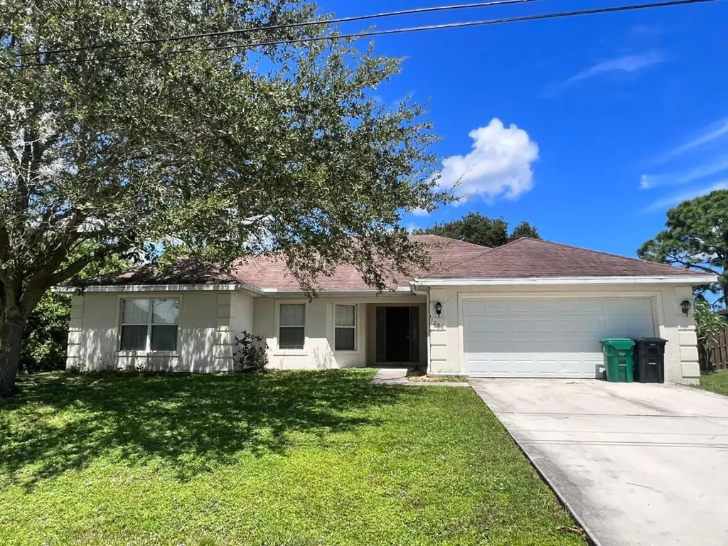 1209 SW Idol Avenue Port St Lucie FL 34953