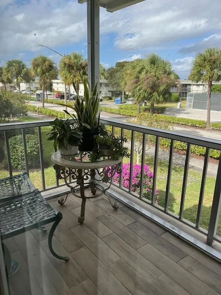 740 Monaco Delray Beach FL 33446