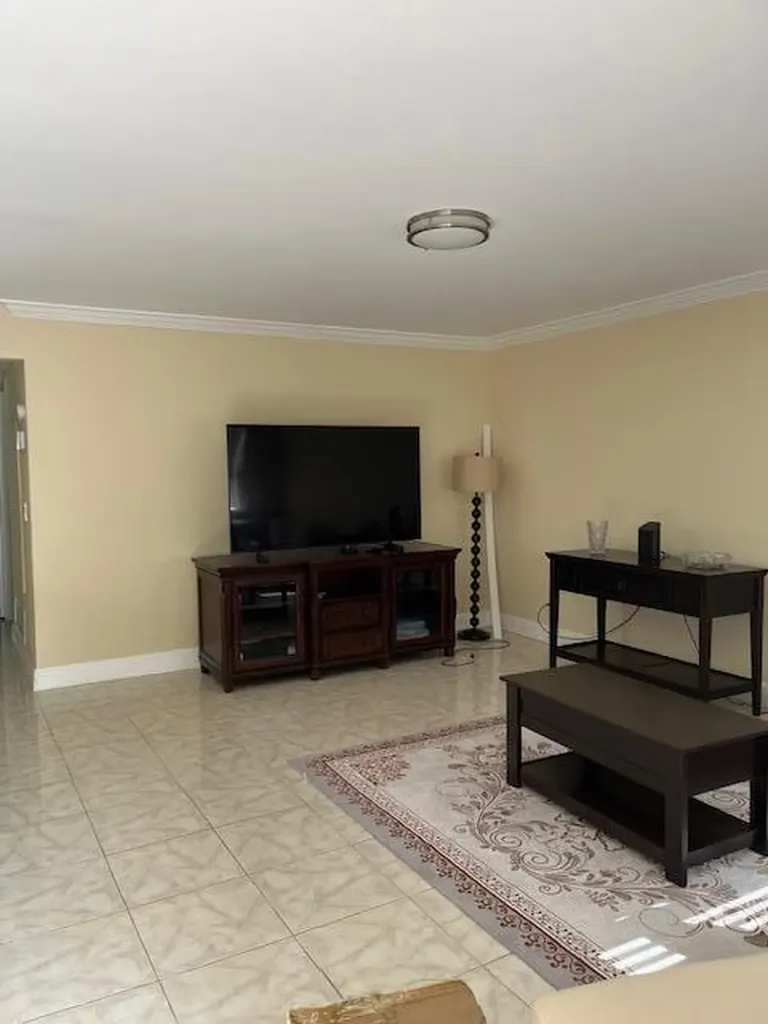 740 Monaco Delray Beach FL 33446