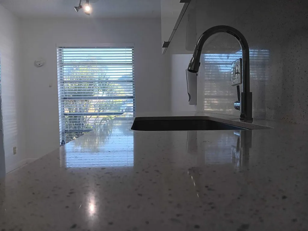 20886 Vinesta Circle Boca Raton FL 33433
