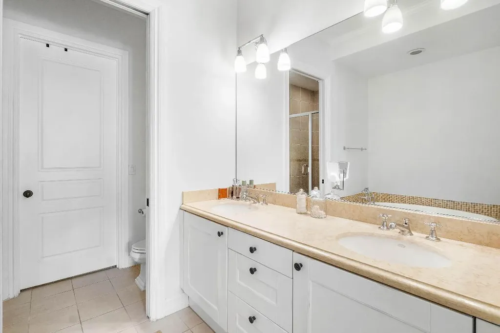 375 E Mallory Circle Delray Beach FL 33483