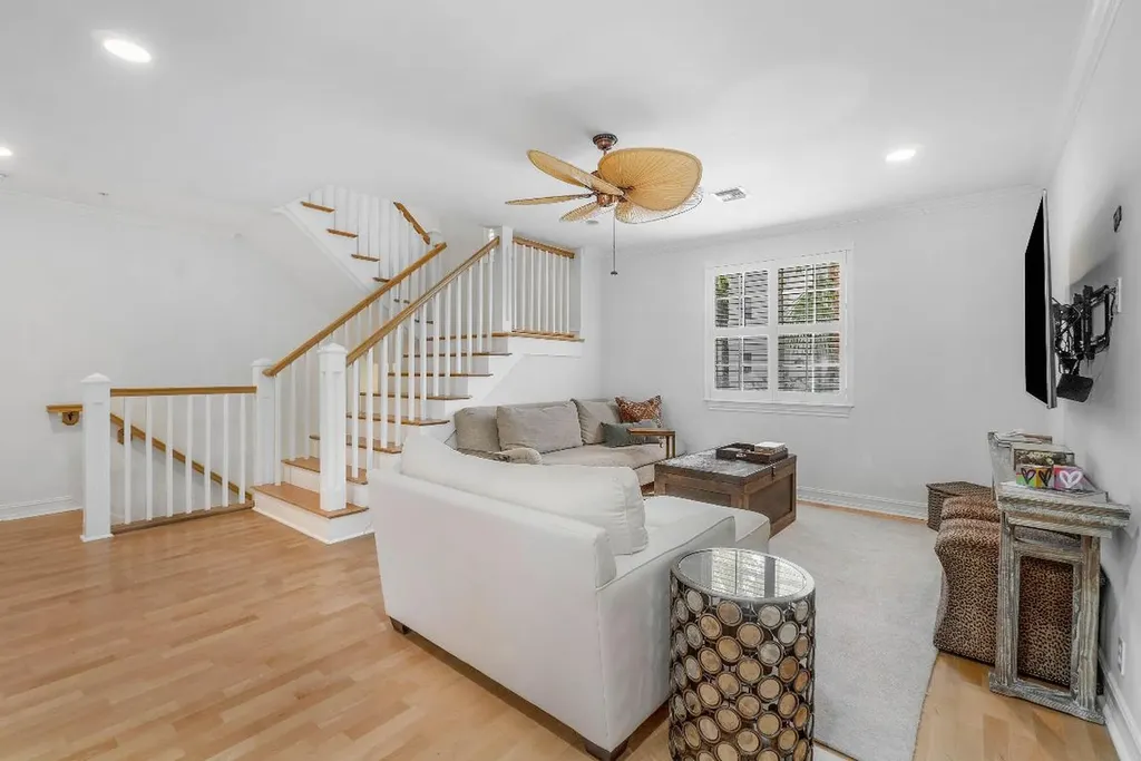 375 E Mallory Circle Delray Beach FL 33483