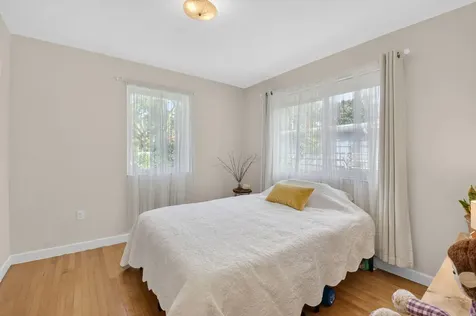 215 N Seacrest Circle Delray Beach FL 33444