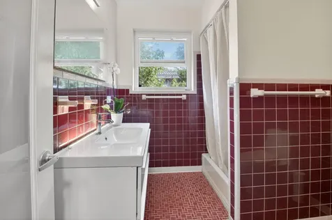 215 N Seacrest Circle Delray Beach FL 33444