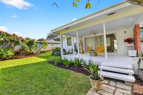 215 N Seacrest Circle Delray Beach FL 33444