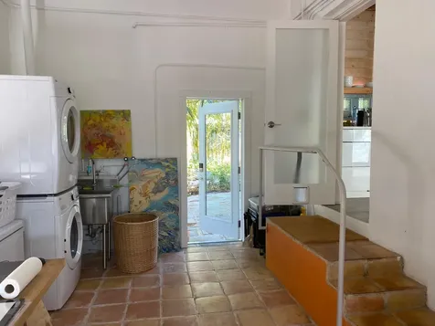 215 N Seacrest Circle Delray Beach FL 33444