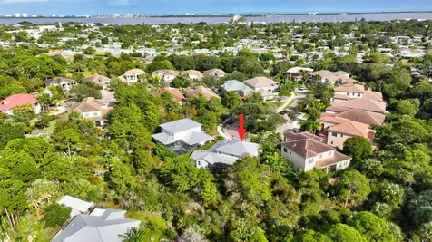 1126 NE Post Oak Way Jensen Beach FL 34957