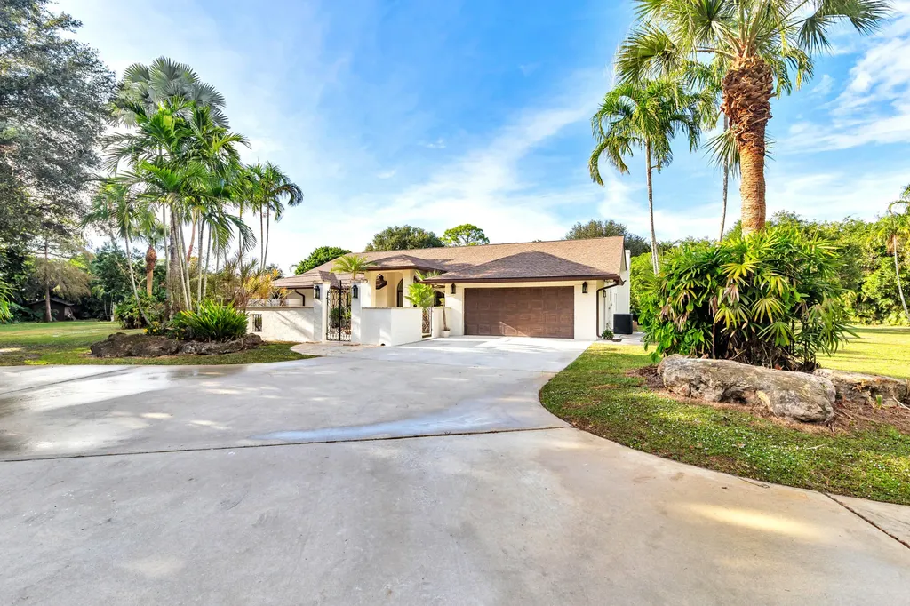 6725 Katherine Road West Palm Beach FL 33413